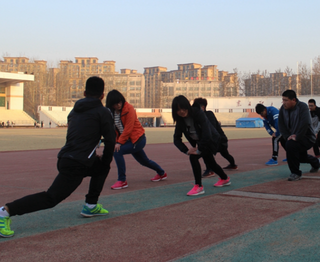 很好的渠道学生也能够找到很多伙伴不只